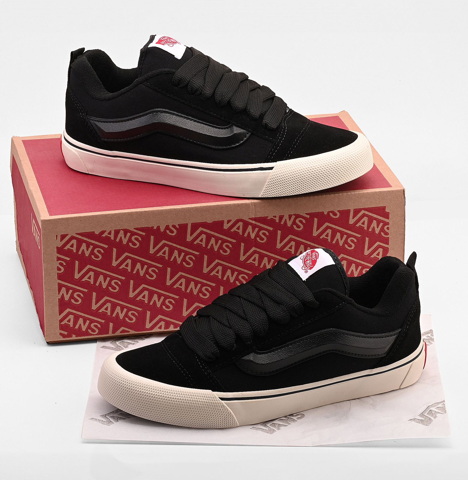 Tênis Vans KNU