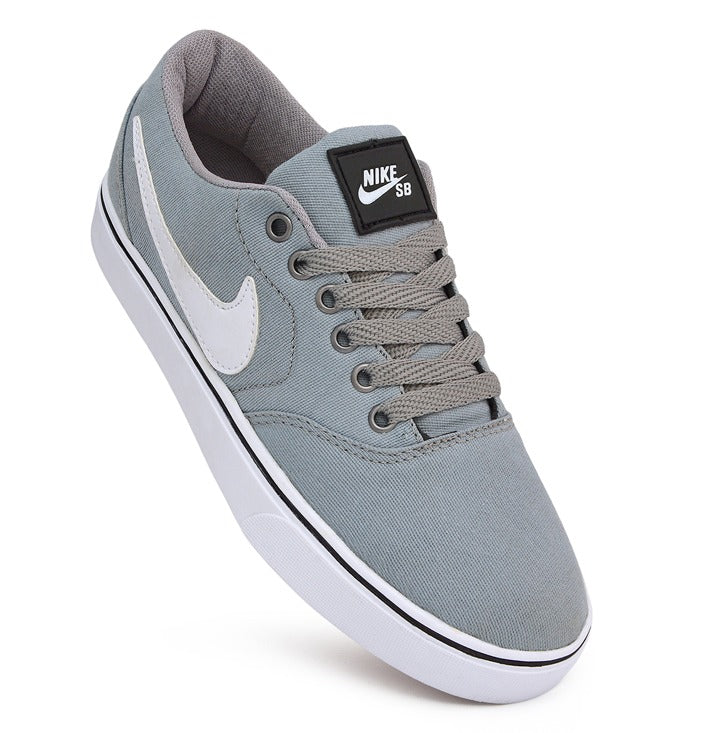 Tênis Nike SB Charge
