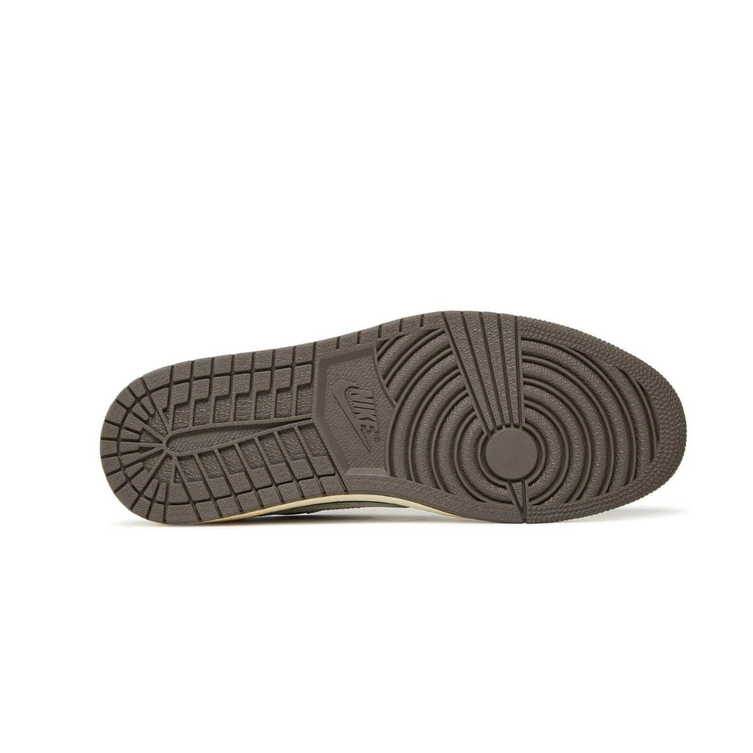 Tênis Nike Air Jordan Low OG Travis Scott ‘Reverse Mocha’